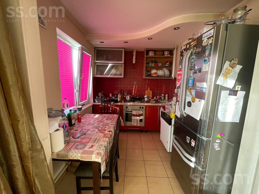 Melnsila 28, Rīga — dzivoklis