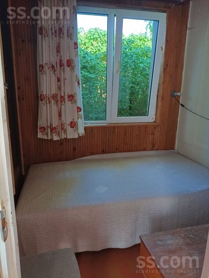 Dārziņu Krasta iela 18, Ogre un raj., Ogre — maja