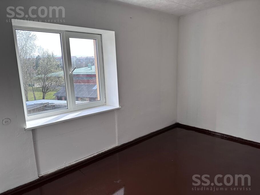 Lapsu iela 32, Cēsis un raj., Cēsis — dzivoklis