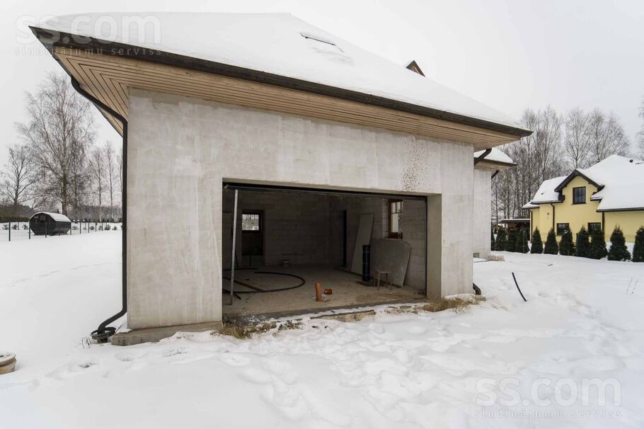 Celmiņi 43, Saulgoži, Rīgas rajons, Ķekavas pag. — maja