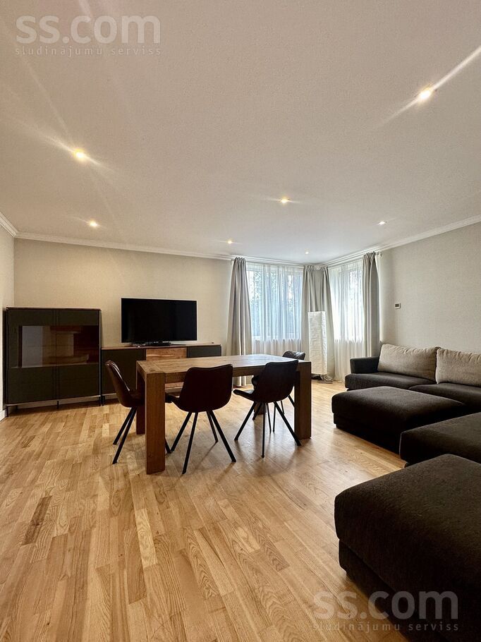 Vāverlejas, Rīgas rajons, Sigulda — maja