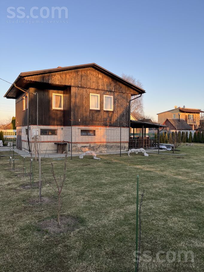 Maļutki 53, Daugavpils un raj., Daugavpils — maja