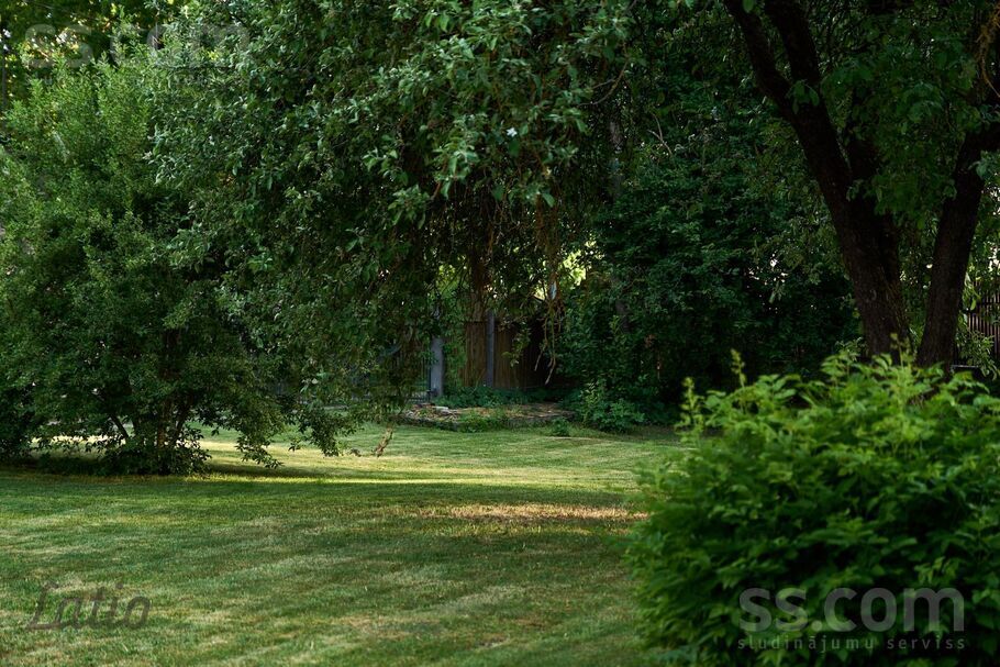 Rucavas, Rīga — zeme