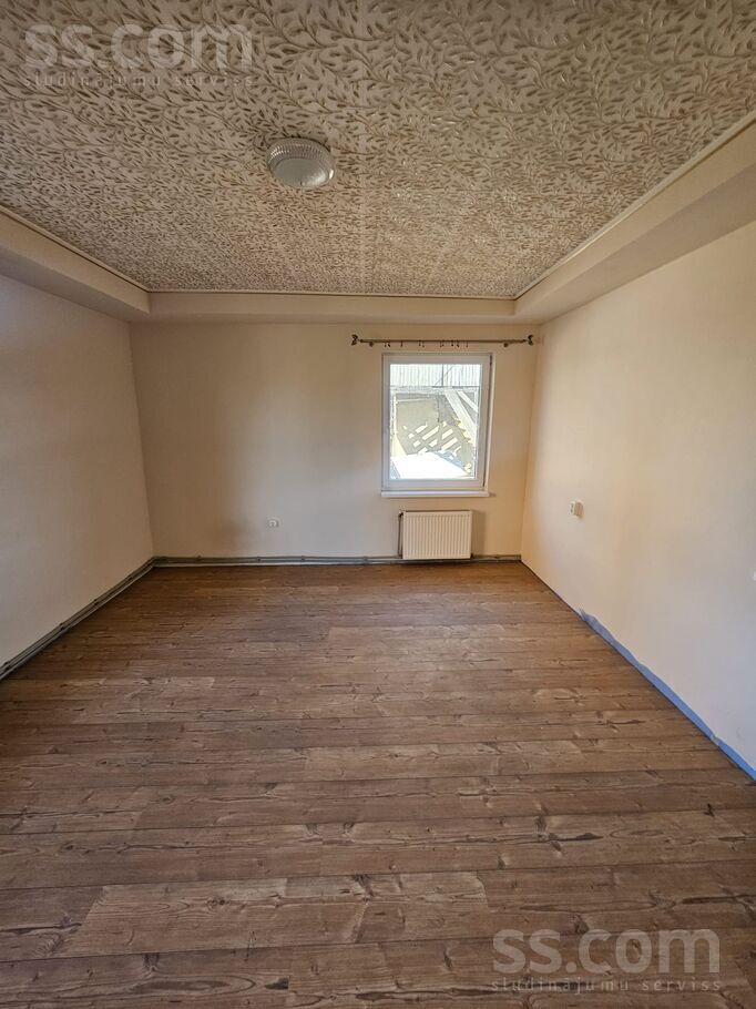 Loku iela 25, Valmiera un raj., Valmiera — maja