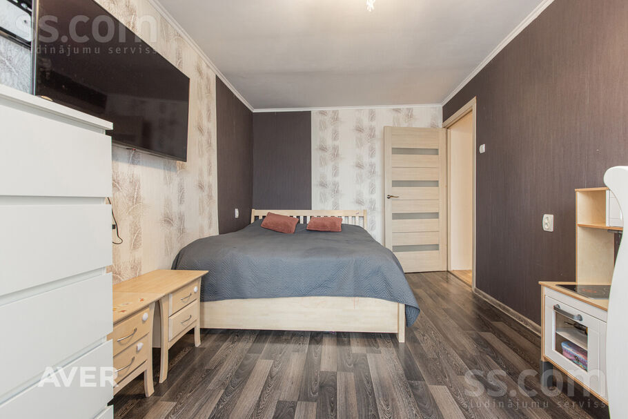 Asteru 4, Jelgava un raj., Jelgava — dzivoklis