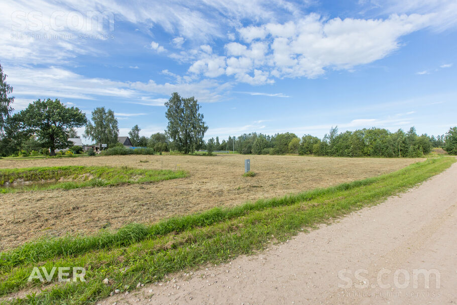 Suitiņu ceļš 9, Daugmale, Rīgas rajons, Daugmales pag. — zeme