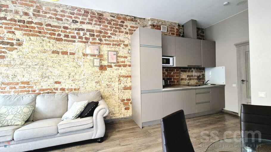 Šķūņu 13, Rīga — dzivoklis