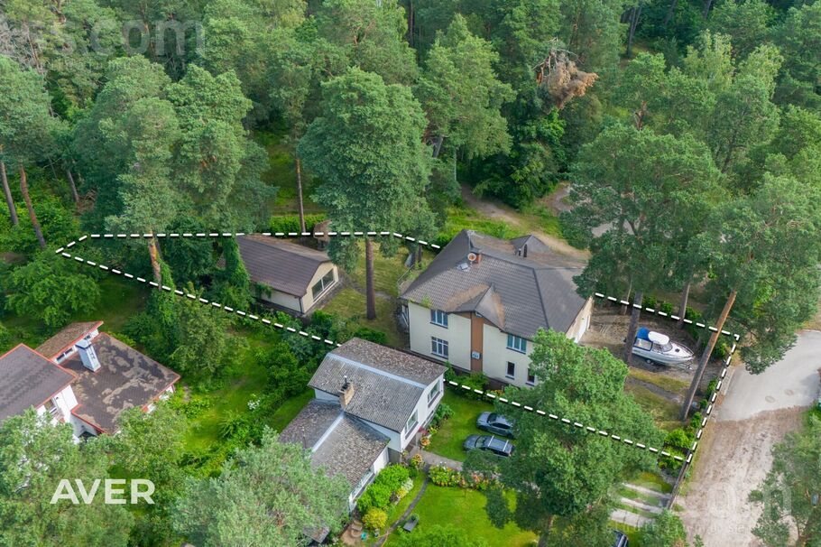 Kuģu iela 15, Jūrmala — maja