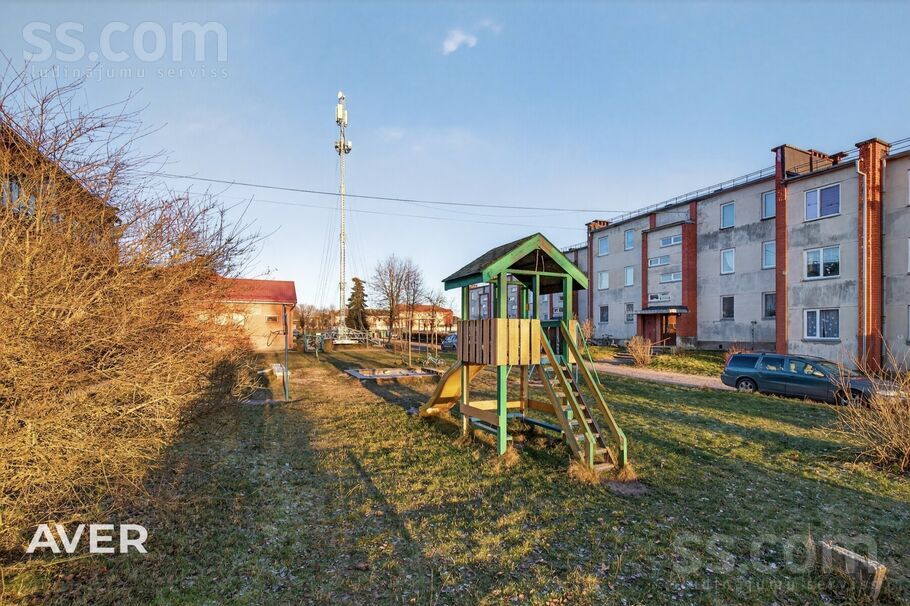 Imanta iela 9, Zilaiskalns, Valmiera un raj., Zilākalna pag. — dzivoklis