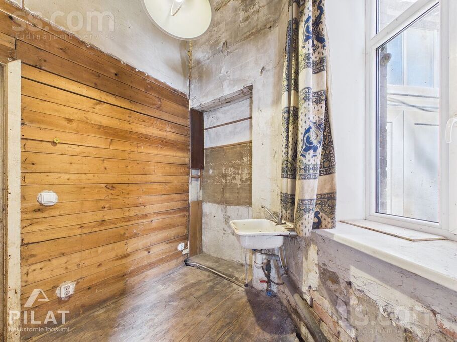 Raiņa iela 1, Liepāja un raj., Liepāja — dzivoklis