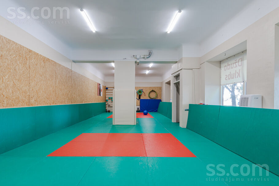 Saulkalnes 18, Rīga, Ziepniekkalns — telpa