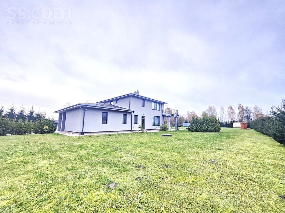 Audriņu iela 10, Pārolaine, Rīgas rajons, Olaines pag. — maja