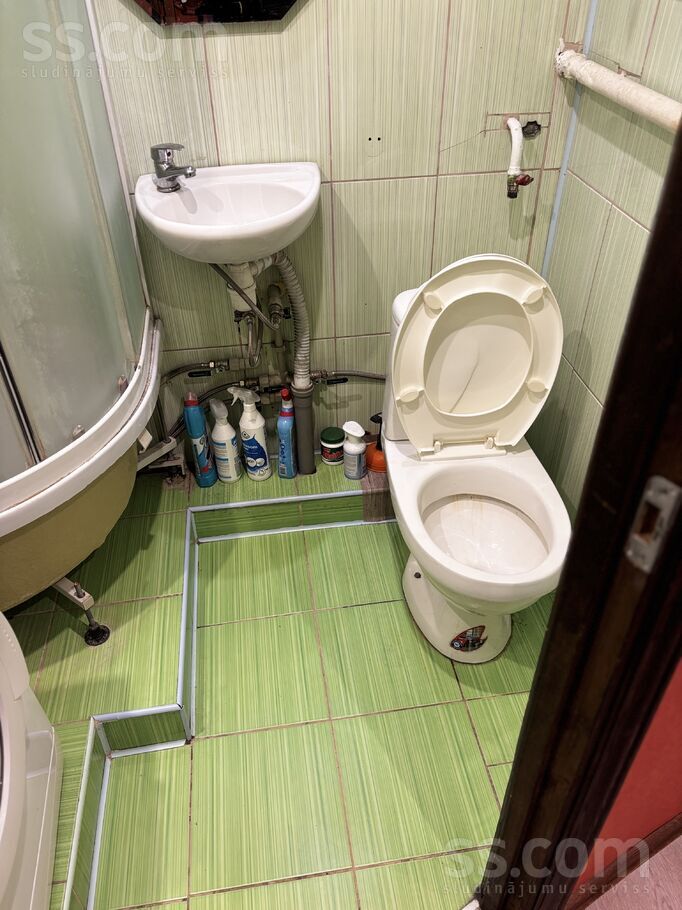 Helēnas liela 28, Alūksne un raj., Alūksne — dzivoklis