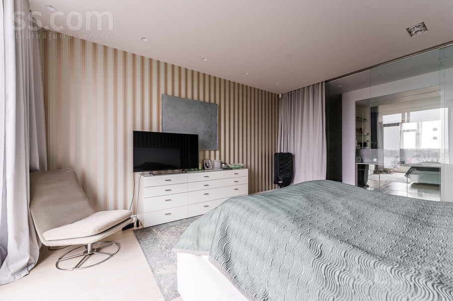 Republikas laukums 3, Rīga — dzivoklis