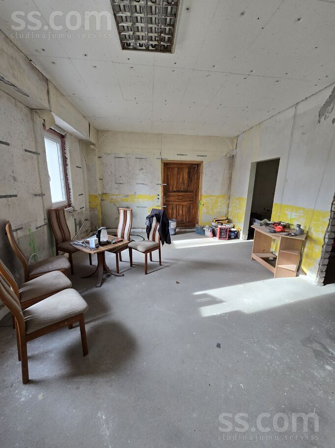 Stari, Gulbene un raj., Gulbene — maja