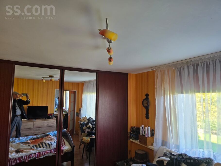 Ābeļu 3, Liepāja un raj., Liepāja — maja