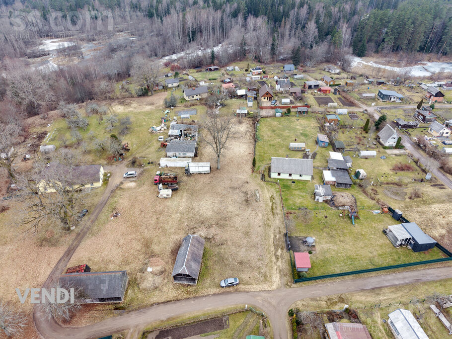 Jaunsegļi, Valmiera un raj., Kauguru pag. — zeme