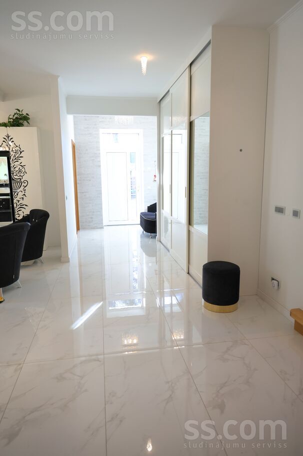 Alejas 15, Mežāres, Rīgas rajons, Babītes pag. — maja