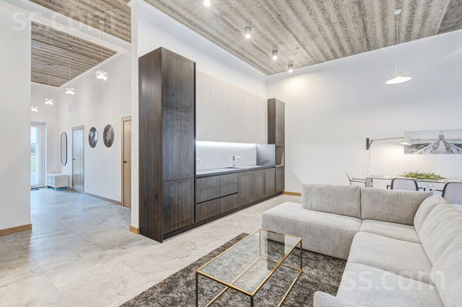 Rītausmas iela 1, Mārupe, Rīgas rajons, Mārupes pag. — maja