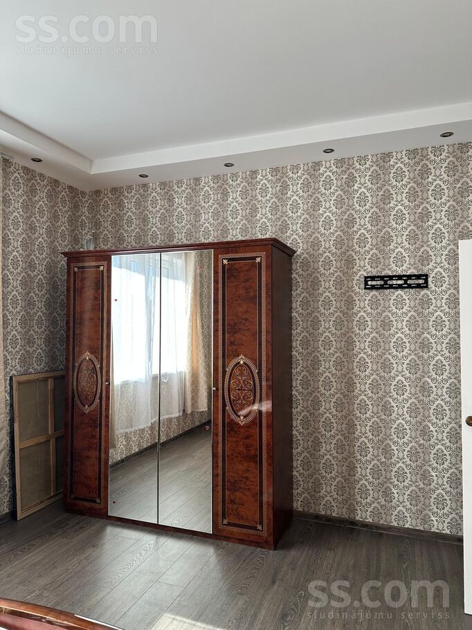 Vecozolu iela 16, Mārupe, Rīgas rajons, Mārupes pag. — maja