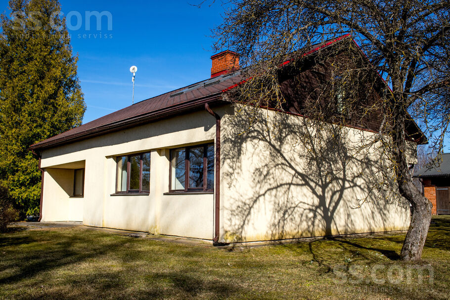 Endzele, Valmiera un raj., Rūjiena — maja