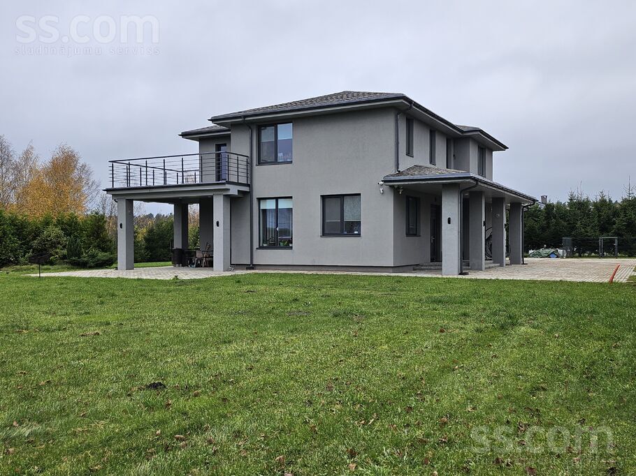 Audriņu iela 10, Pārolaine, Rīgas rajons, Olaines pag. — maja