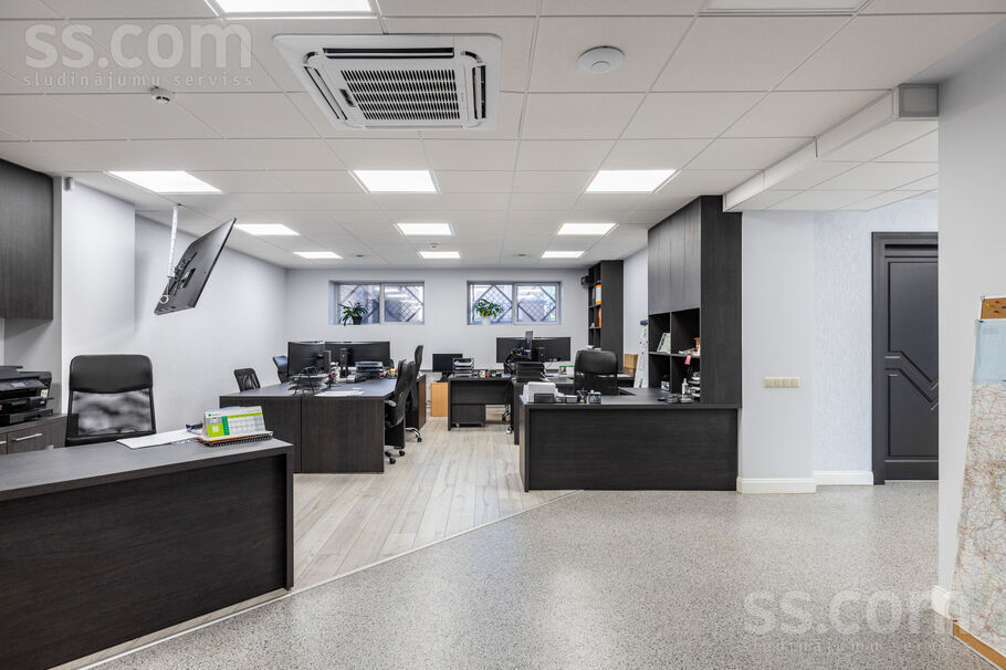 Sadovņikova 21, Rīga — birojs