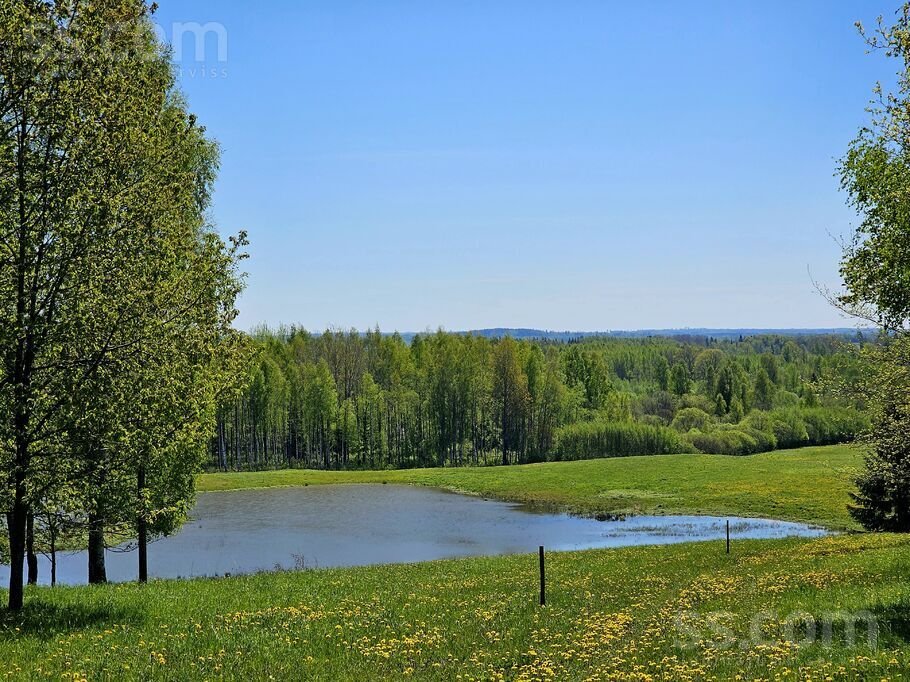 Kalnenieki, Tukums un raj., Pūres pag. — zeme