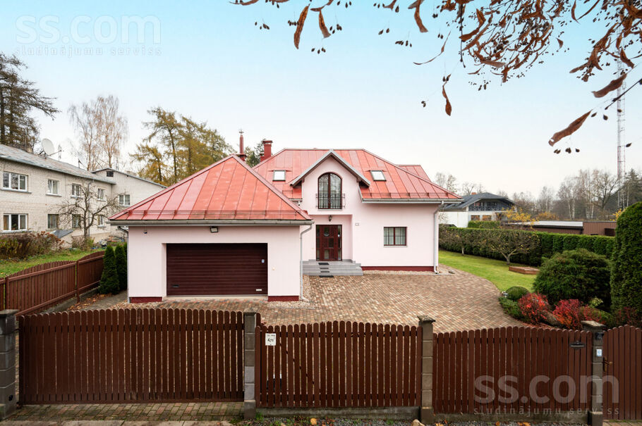 Austrumu iela 1, Ulbroka, Rīgas rajons, Stopiņu nov. — maja