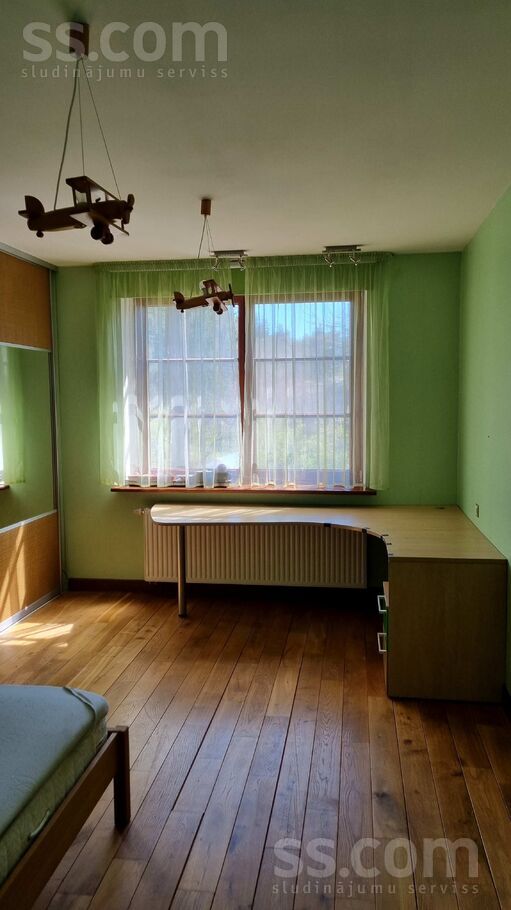 Ezeru 11, Jūrmala — maja