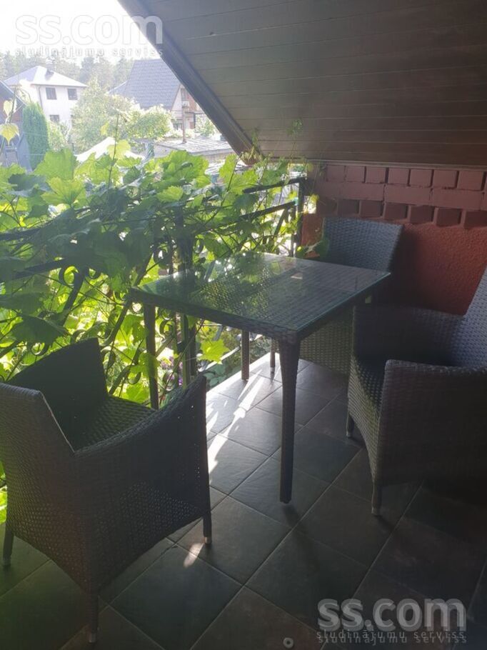 6 linia 5, Latgale, Daugavpils un raj., Līksnas pag. — maja