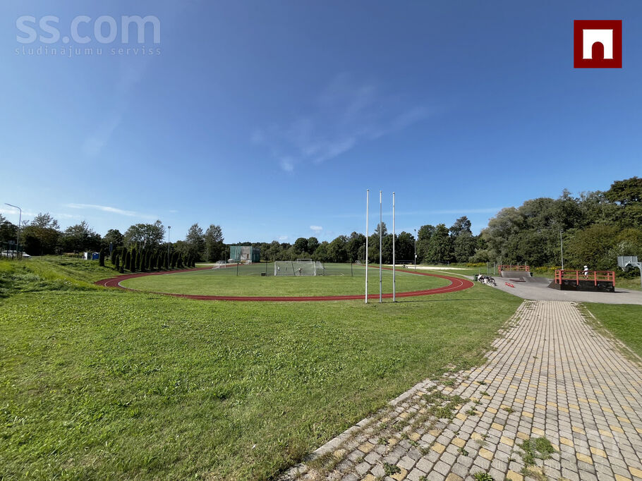 Upes 1, Zvejniekciems, Saulkrastu l. t. — zeme