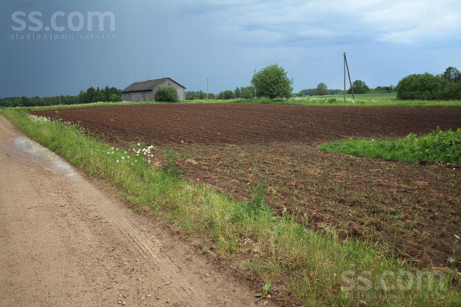 Rozes, Ustroņi, Rēzekne un raj., Sokolku pag. — zeme