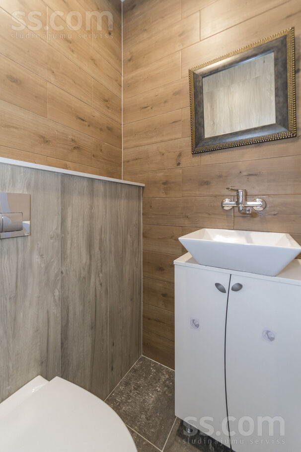 Ķiršu iela 6, Babīte, Rīgas rajons, Babītes pag. — maja