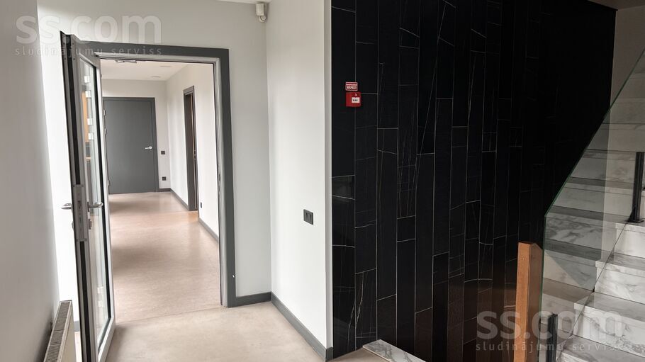 Zvejnieku 1 k-14, Rīga — maja