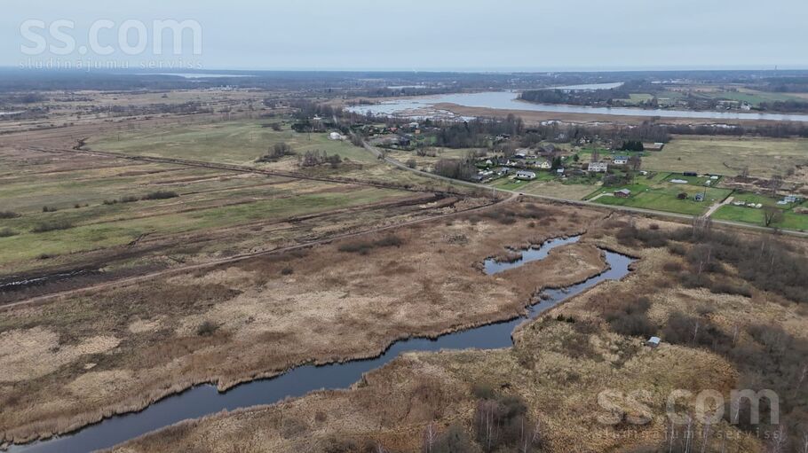 Tauriņi, Pavasari, Rīgas rajons, Salas pag. — zeme