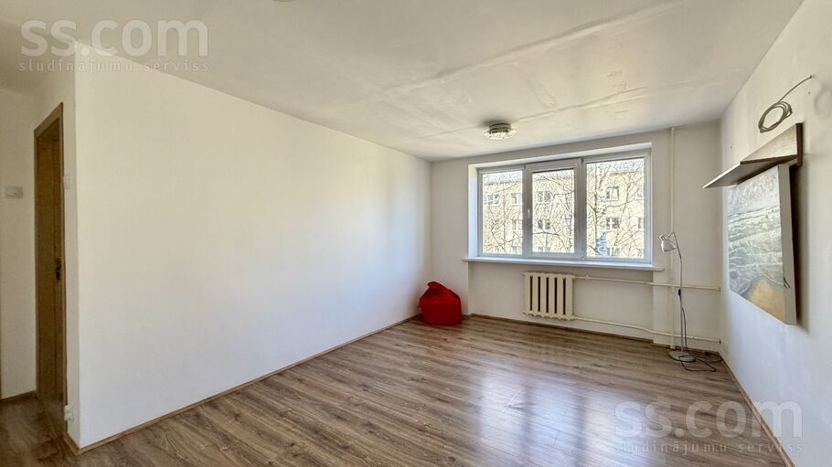 Rododendru 12, Rīga — dzivoklis