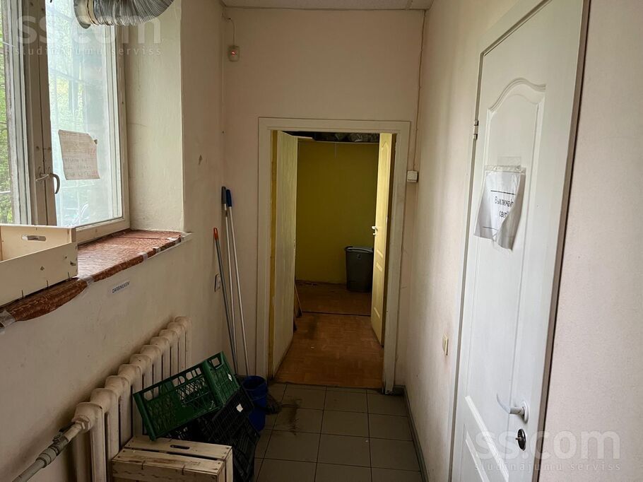 Zirņu 8, Rīga, centrs — telpa