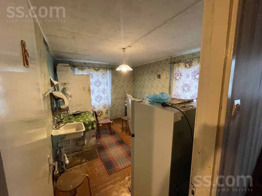 Bumbieru iela 6, Lauderi, Ludza un raj., Lauderu pag. — maja