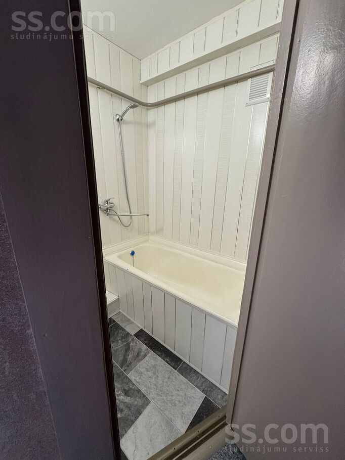 Jātnieku iela 42, Daugavpils un raj., Daugavpils — dzivoklis