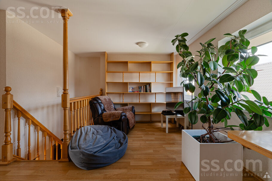 Kooperatīva iela 22, Jelgava un raj., Jelgava — maja