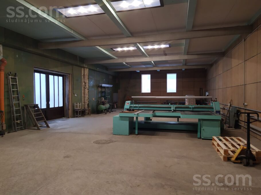 Baltā 3, Rīga, Iļģuciems — telpa