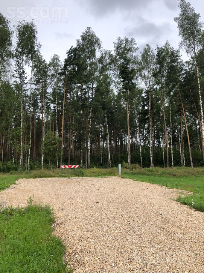 Amatu iela, Krogsils, Rīgas rajons, Ķekavas pag. — zeme