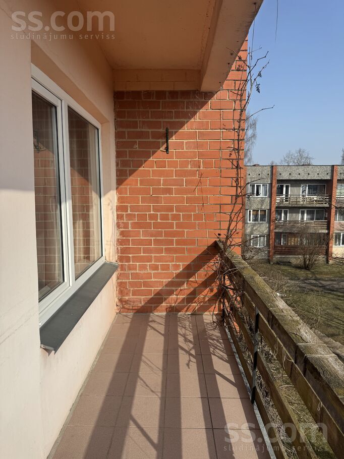 Zaļā iela 11k-3 12, Bauska un raj., Bauska — dzivoklis