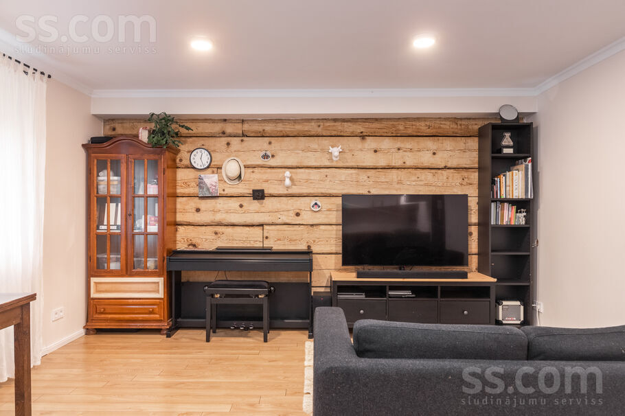 Slokas 26a, Rīga — maja