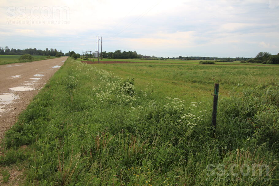 Rozes, Ustroņi, Rēzekne un raj., Sokolku pag. — zeme