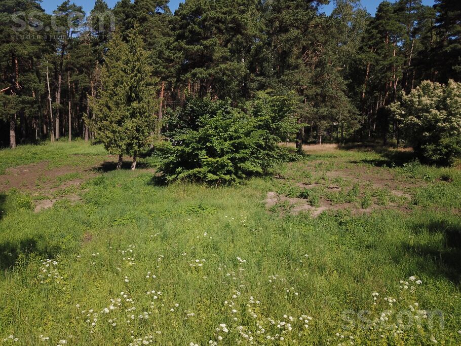 Matrožu 10, Jūrmala — zeme