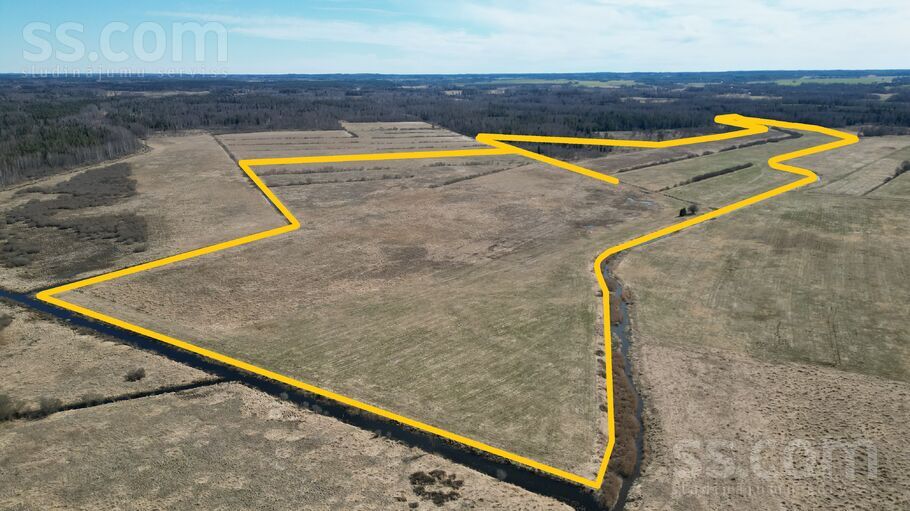 Upenes, Valka un raj., Smiltenes pag. — zeme