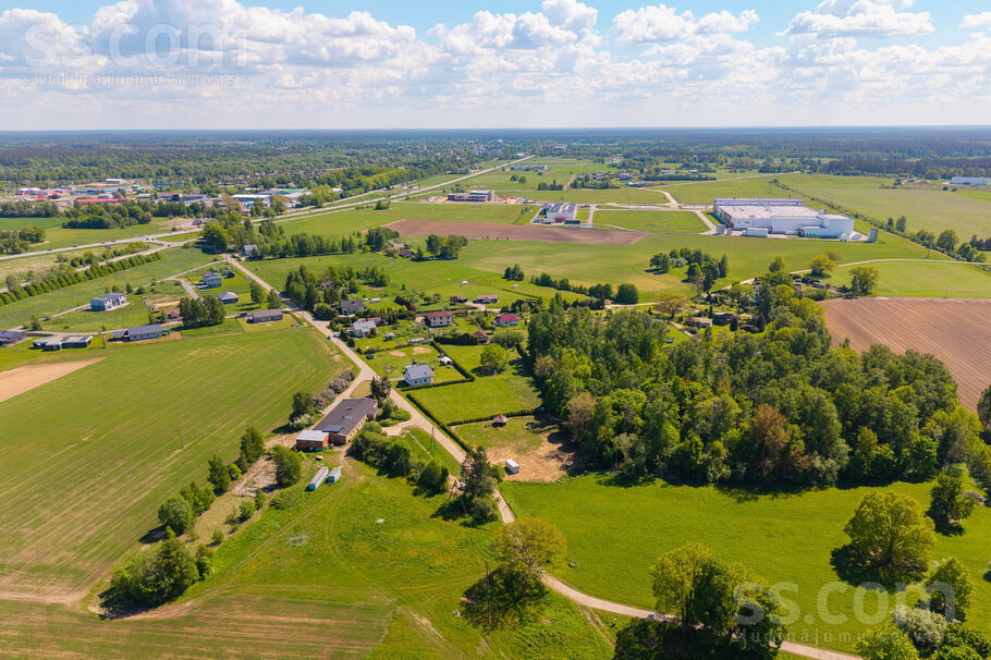 Birznieku iela 23, Birznieki, Rīgas rajons, Ādažu nov. — zeme