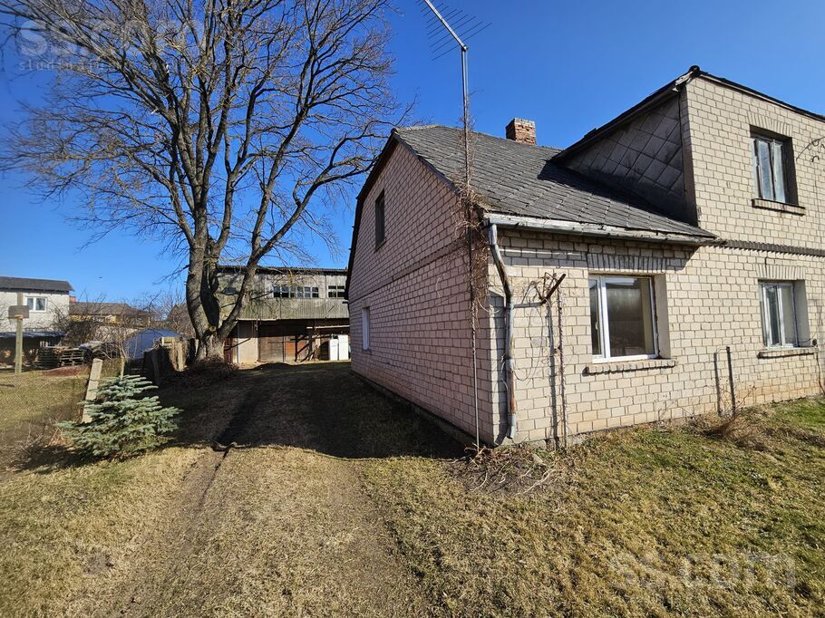 Loku iela 25, Valmiera un raj., Valmiera — maja